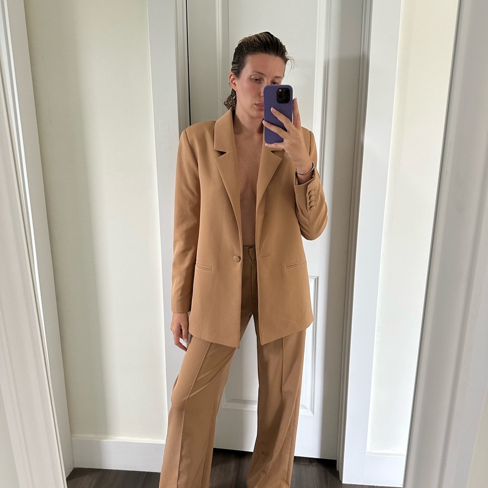 Classic Tan Men's Suit Blazer